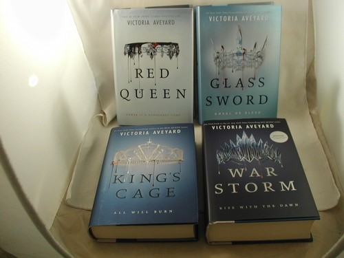Victoria aveyard books - aveyard,